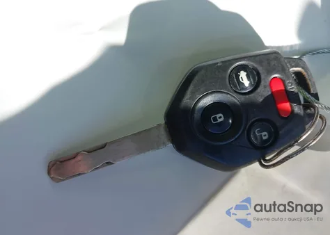 2011 Subaru Outback 2.5I Premium z USA, uszkodzony, nr VIN 4S4BRBFC2B3315939